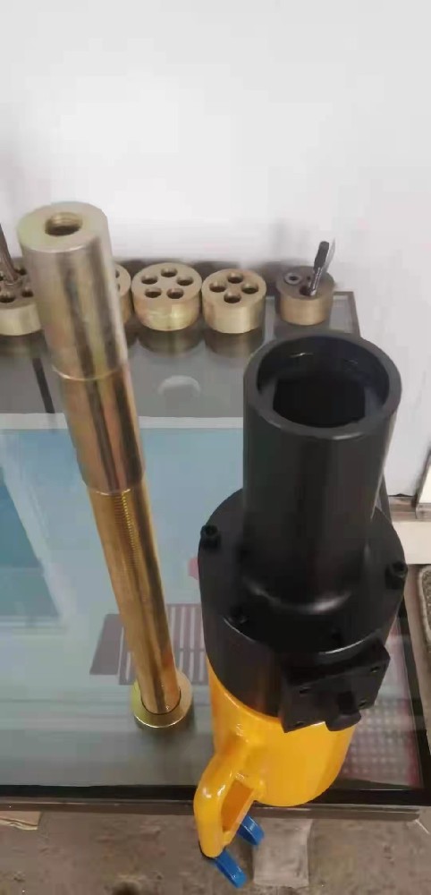 钢棒顶